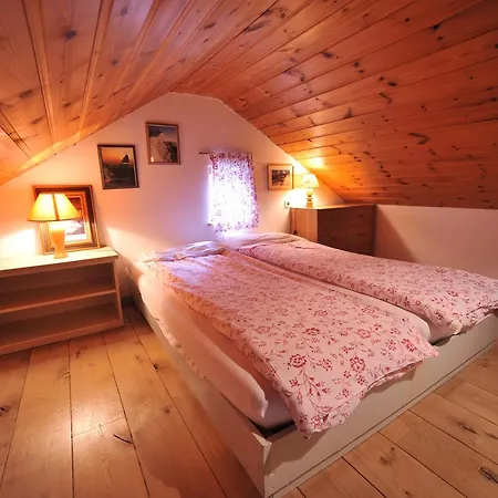 Hotel Chalets Et De Charme La Cremerie Du Glacier 2*